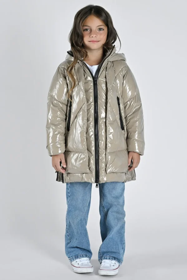 Eugenie Girl Glossy