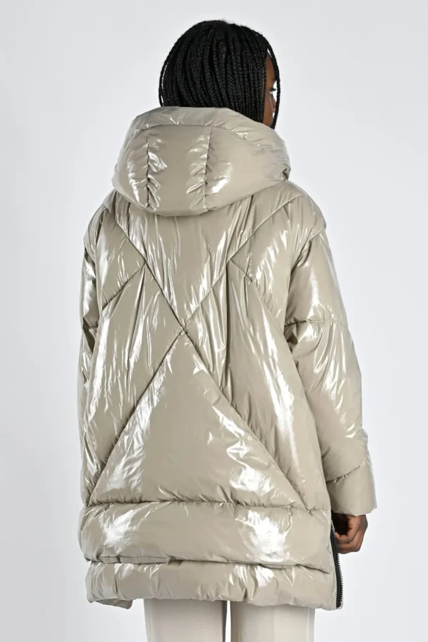 Eugenie Mid Glossy