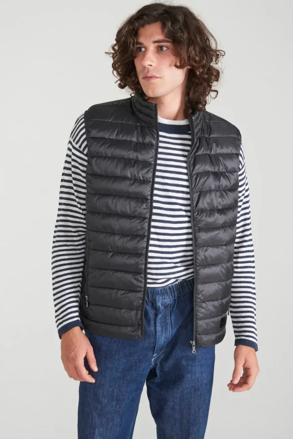 Tyler's Bay Vest